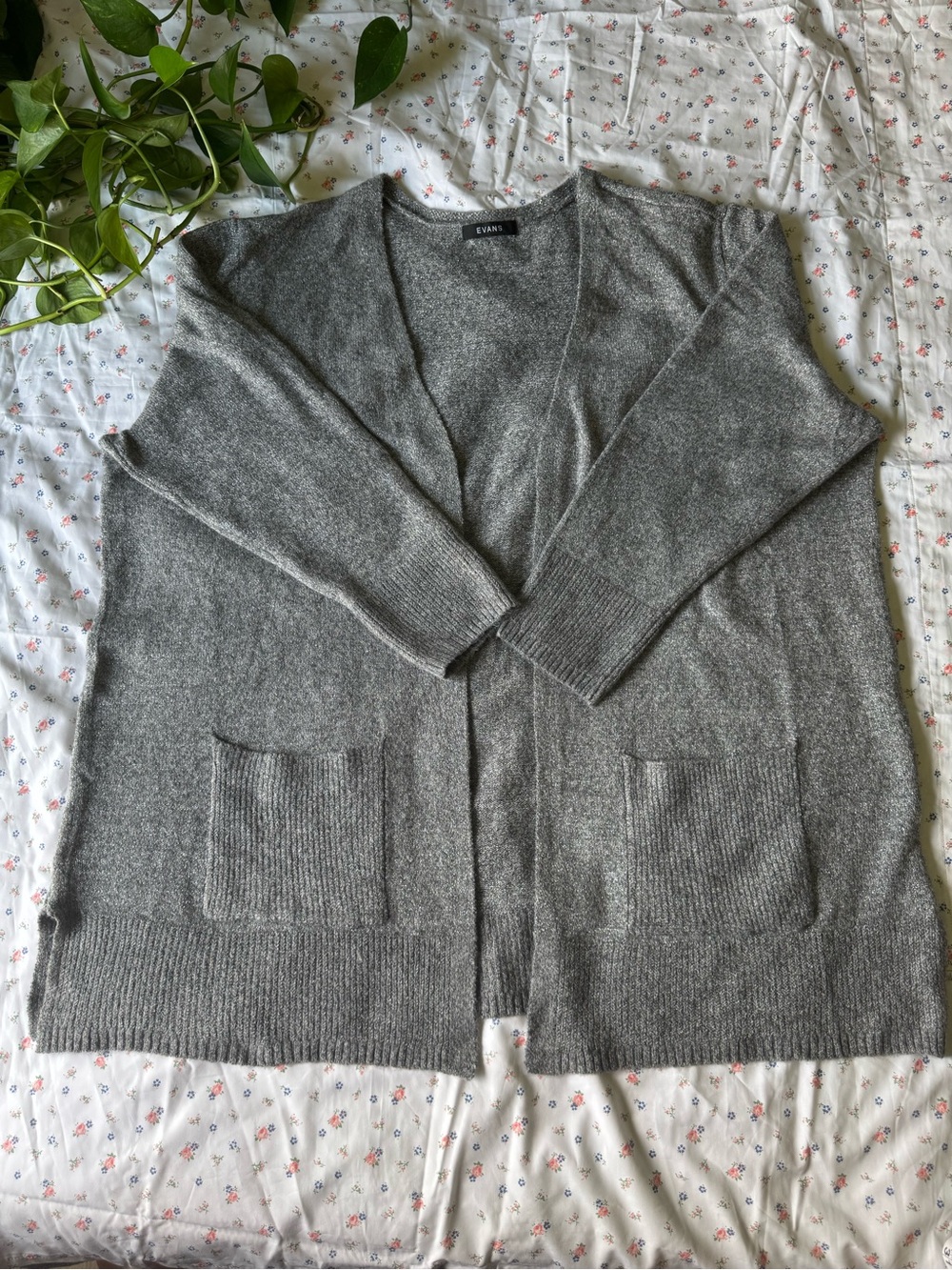 Women’s Plus Size 26/28 Cardigan